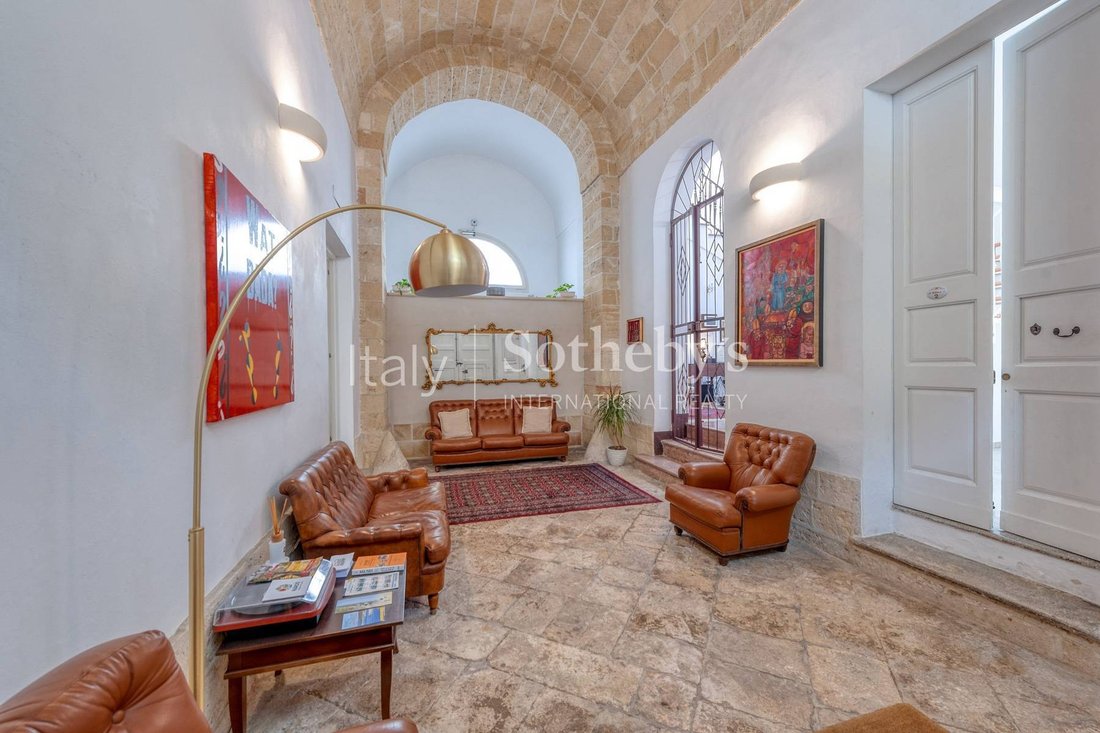 Elegant Palace In Nardò In Nardò, Apulia, Italy For Sale (13440075)