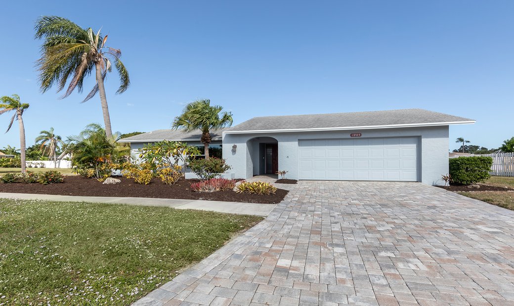 Tamaron In Sarasota, Florida, United States For Sale (13439937)
