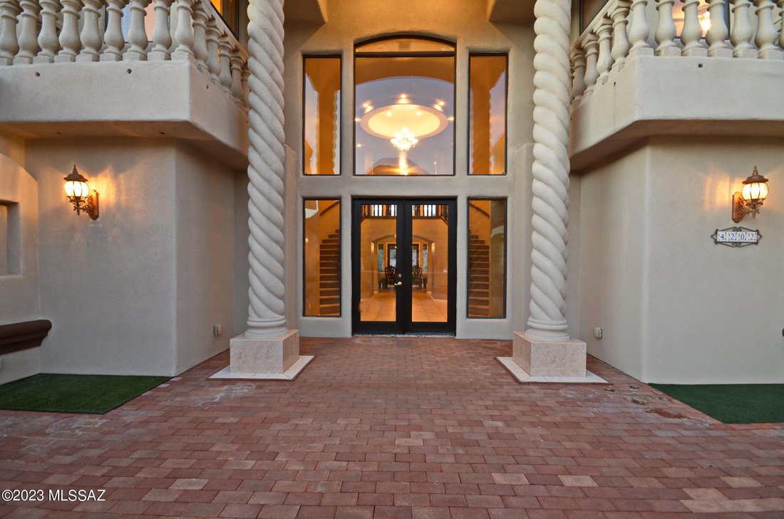 4 Bedrooms Single Family Detached In Tucson, Arizona, United States For