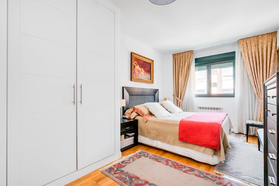 Apartment in Hortaleza, Madrid, Spain 5 - 12451261