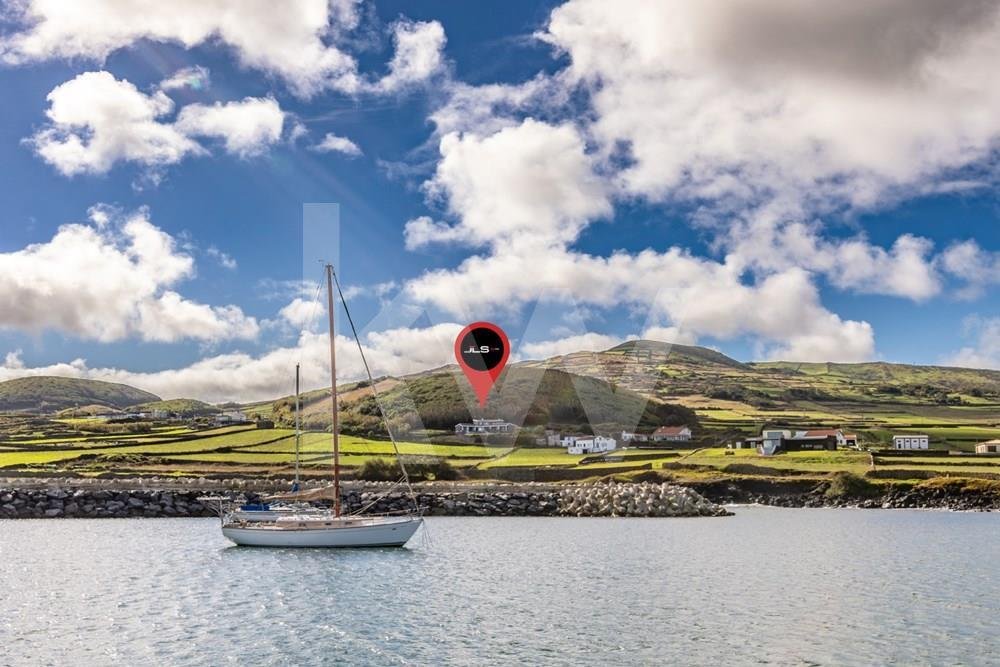 Produto único, Moradia V4 Isolada In Santa Cruz Da Graciosa, Azores