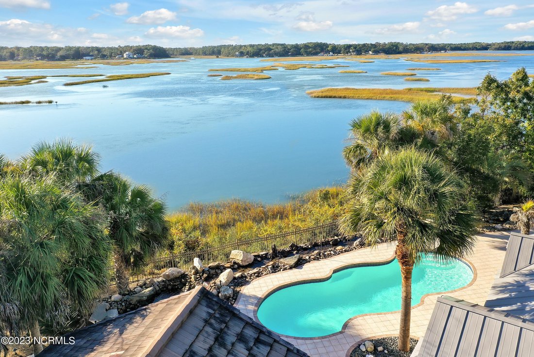 Idyllic Coastal Estate With In Shallotte, North Carolina, United States