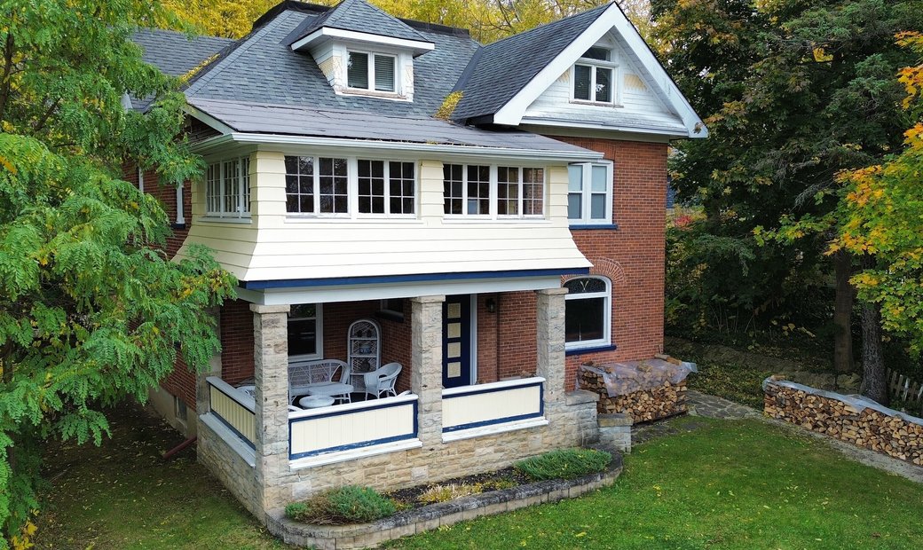 Stunning Century Home In Clarksburg, Ontario, Canada For Sale (12219460)