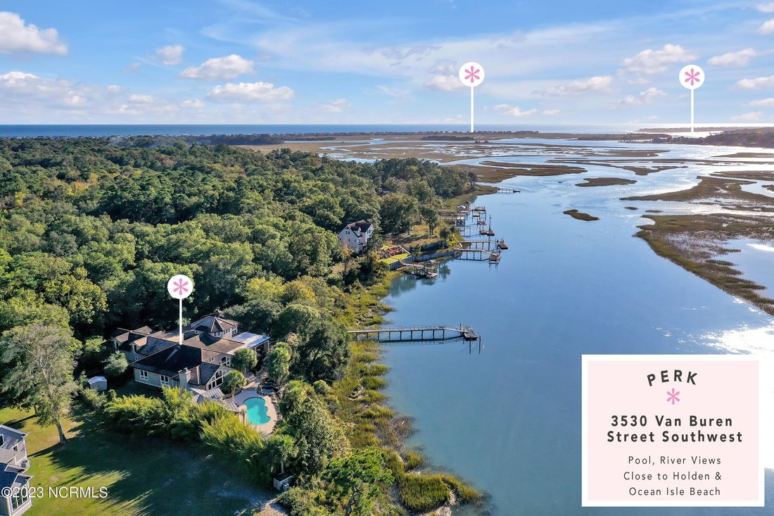 Idyllic Coastal Estate With In Shallotte, North Carolina, United States