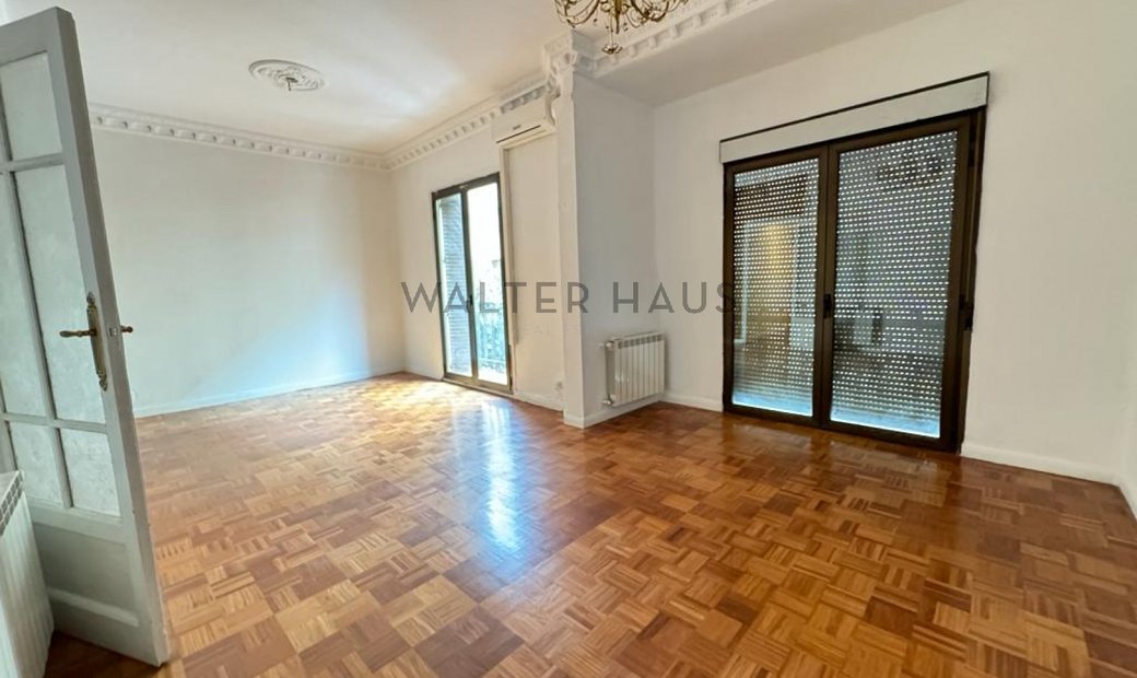 Apartment For Sale To Renovate In Goya, In Madrid, Community Of Madrid