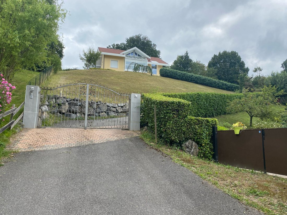 Magnifique Maison Dans Grande Propriété In Sciez, Auvergne Rhône Alpes ...