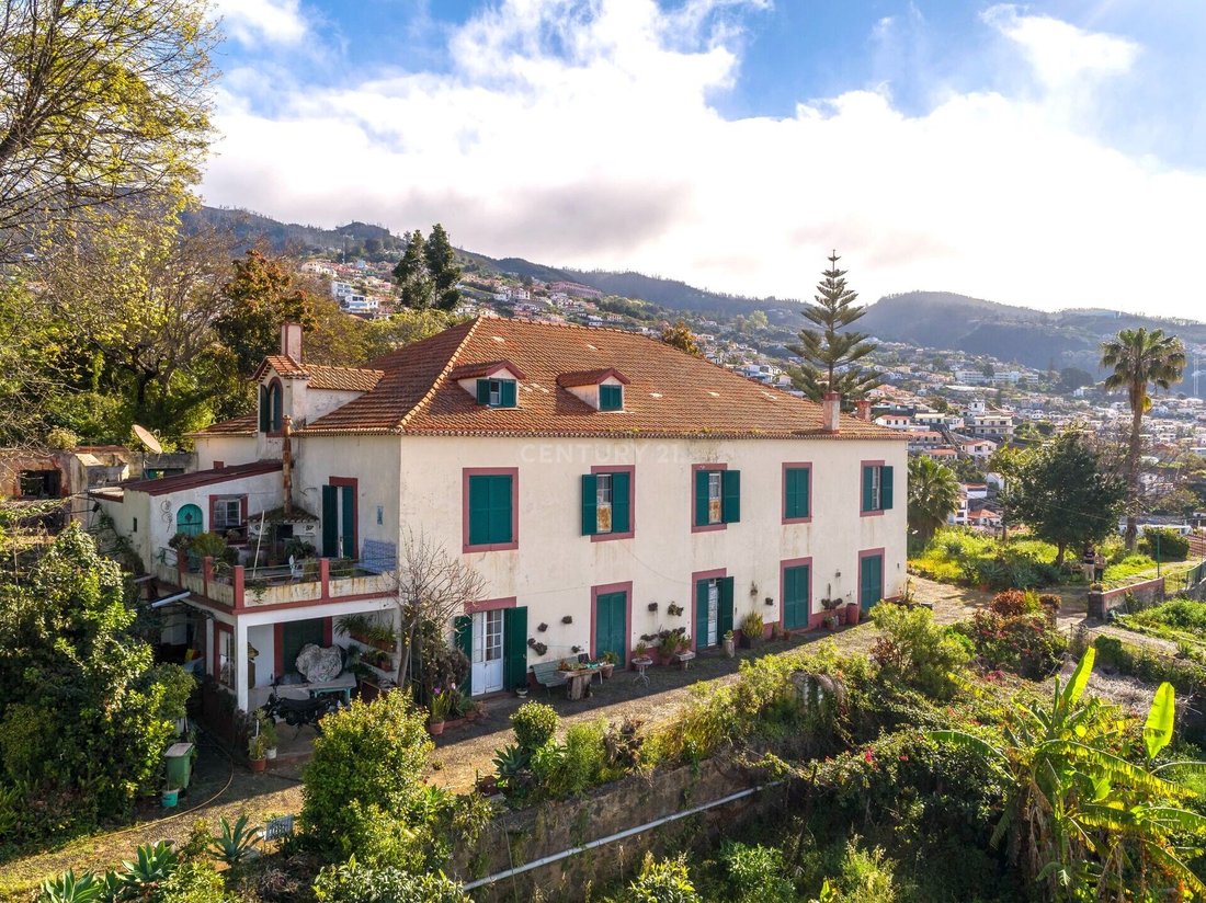 Wonderful Traditional Estate In Funchal An In Funchal, Madeira