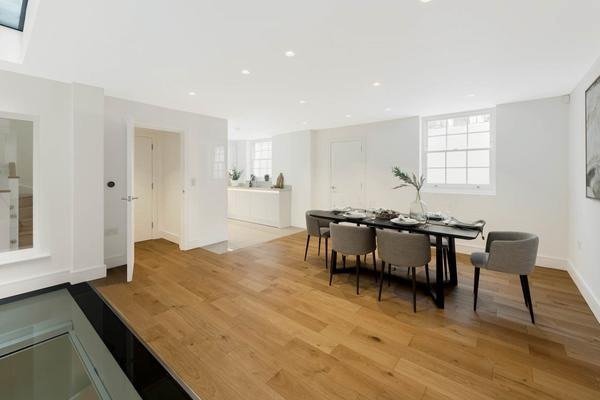 House in Chelsea, Kensington And Chelsea, England 2 - 13445097