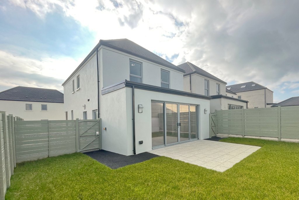 House in Portstewart, Causeway Coast and Glens District, Northern Ireland 2 - 13445936