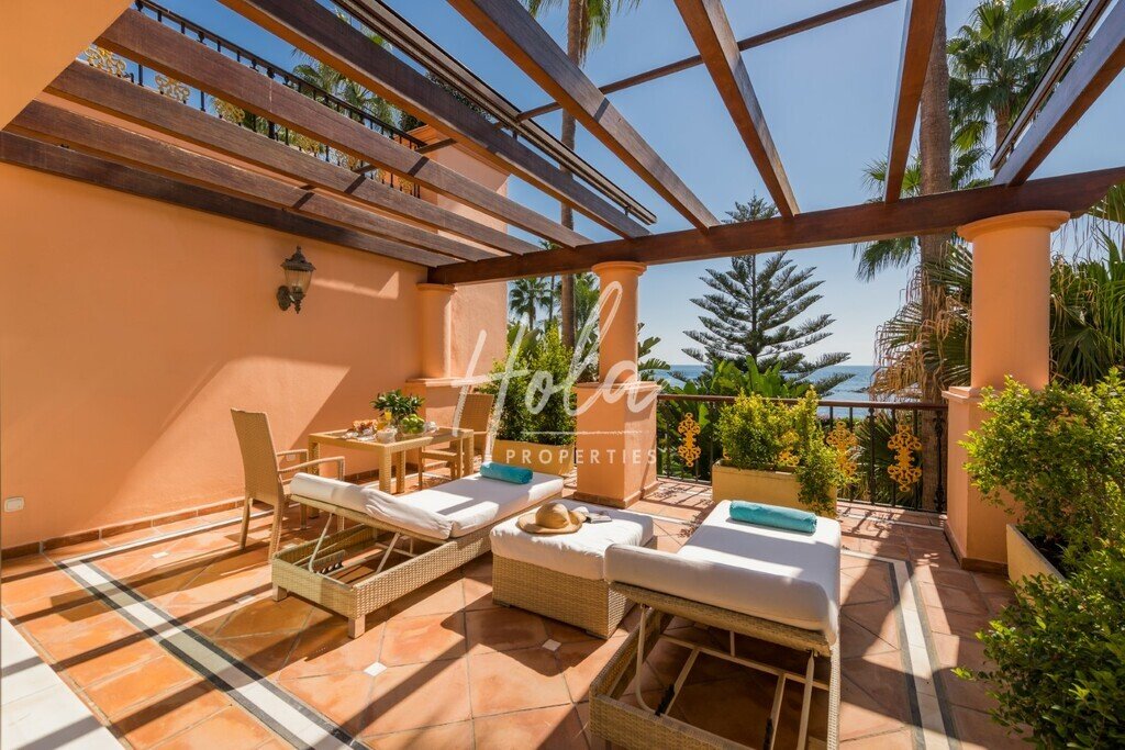 Apartment in Puerto Banus, Marbella, Spain 3 - 13446122