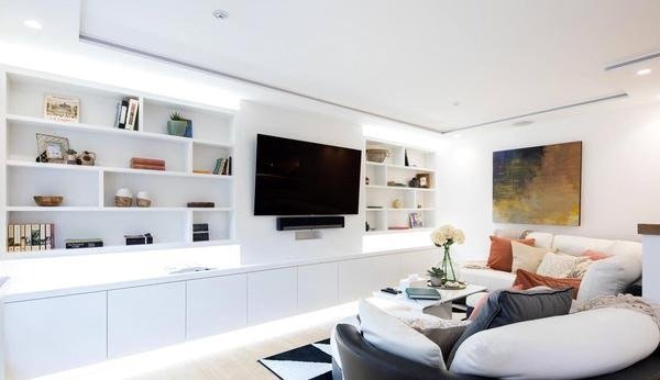 House in Piccadilly, Westminster, England 3 - 13445096