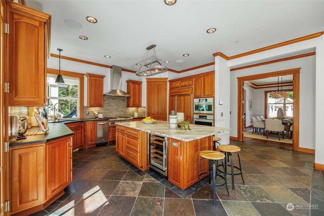 Meticulously Maintained Two Story Home In Carnation, Washington, United