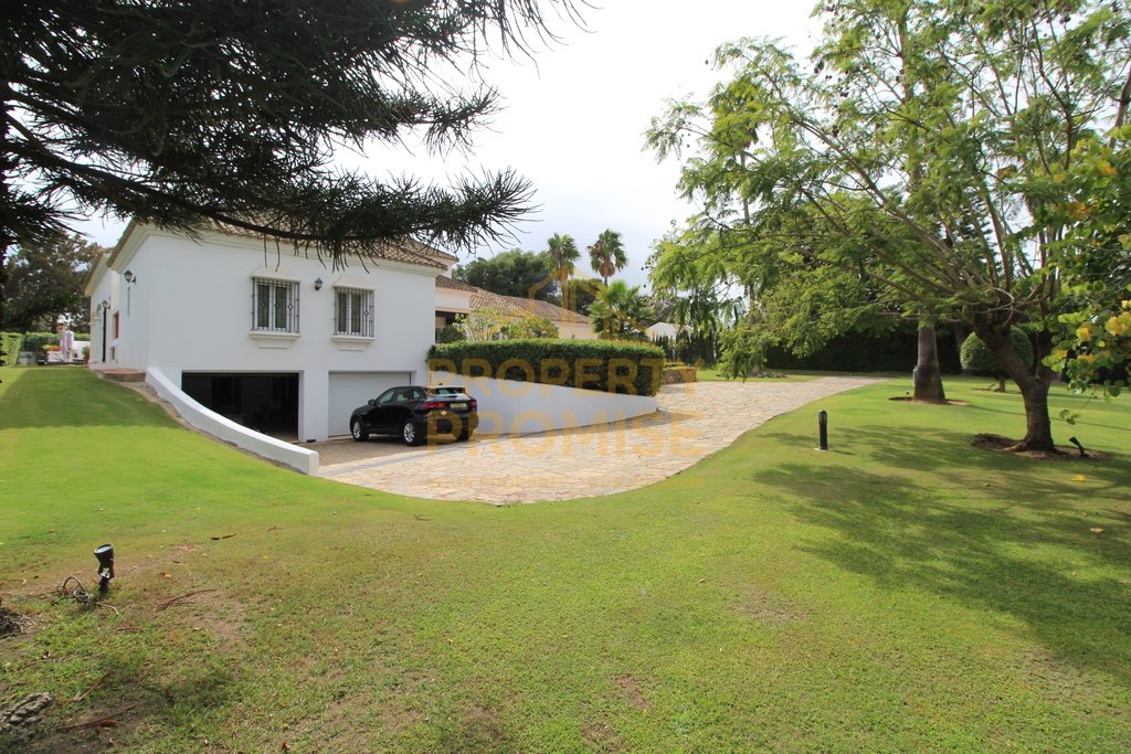 House in Sotogrande, San Roque, Andalusia 2 - 13446101