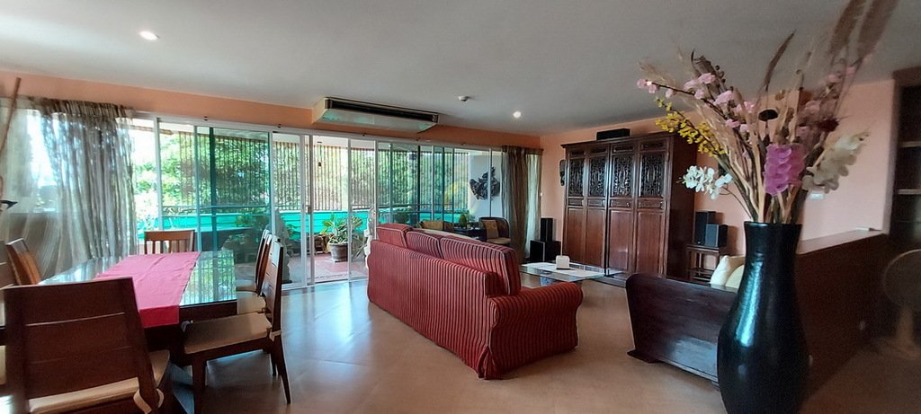 Apartment in Pattaya City, Chon Buri, Thailand 2 - 13446034