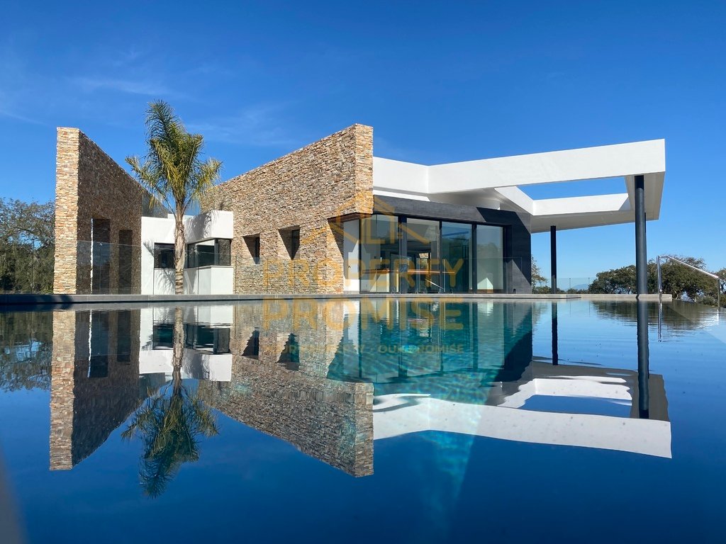 House in Sotogrande, San Roque, Andalusia 2 - 13446060