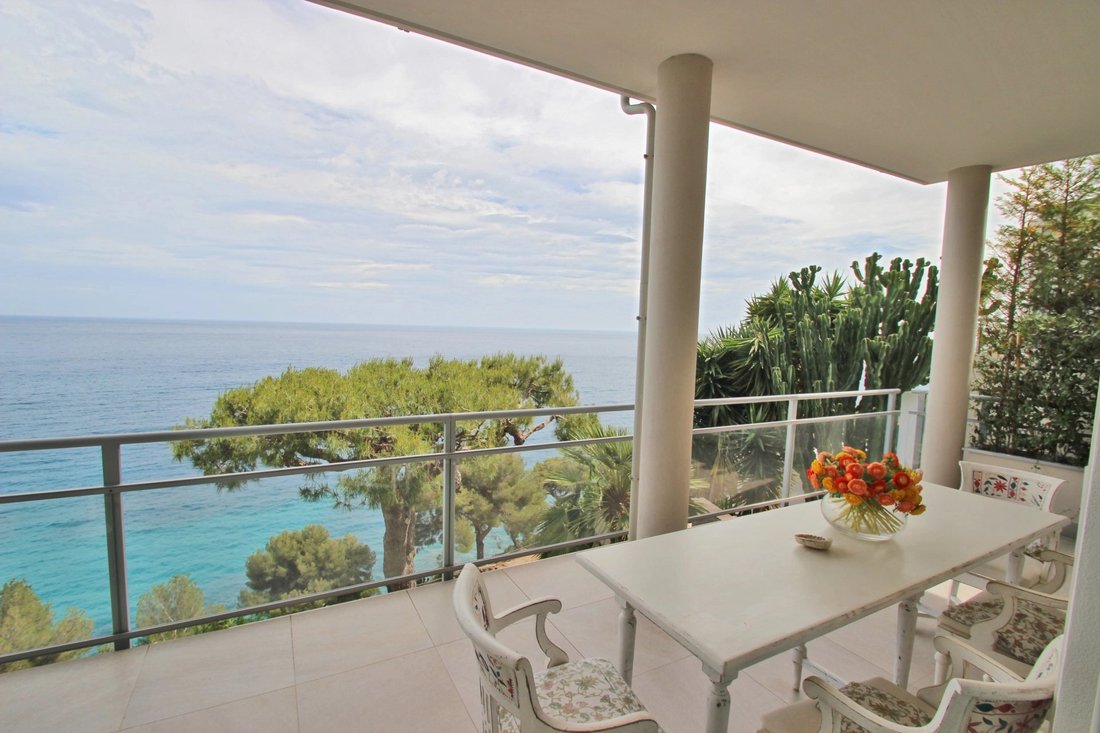 Apartment in Roquebrune-Cap-Martin, Provence-Alpes-Côte d'Azur, France 4 - 10915264