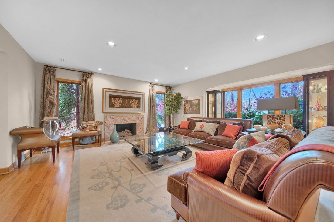 Franklin Village In Beverly Hills, Michigan, United States For Sale