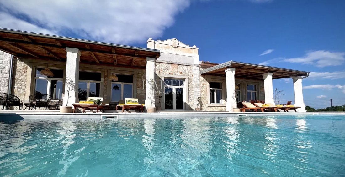 Villa in Porec, Istria County, Croatia 1 - 13449998