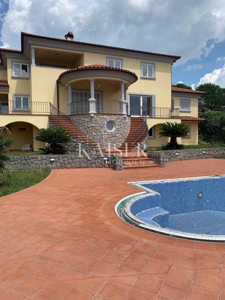 House in Grad Opatija, Primorje-Gorski Kotar County, Croatia 2 - 13451589