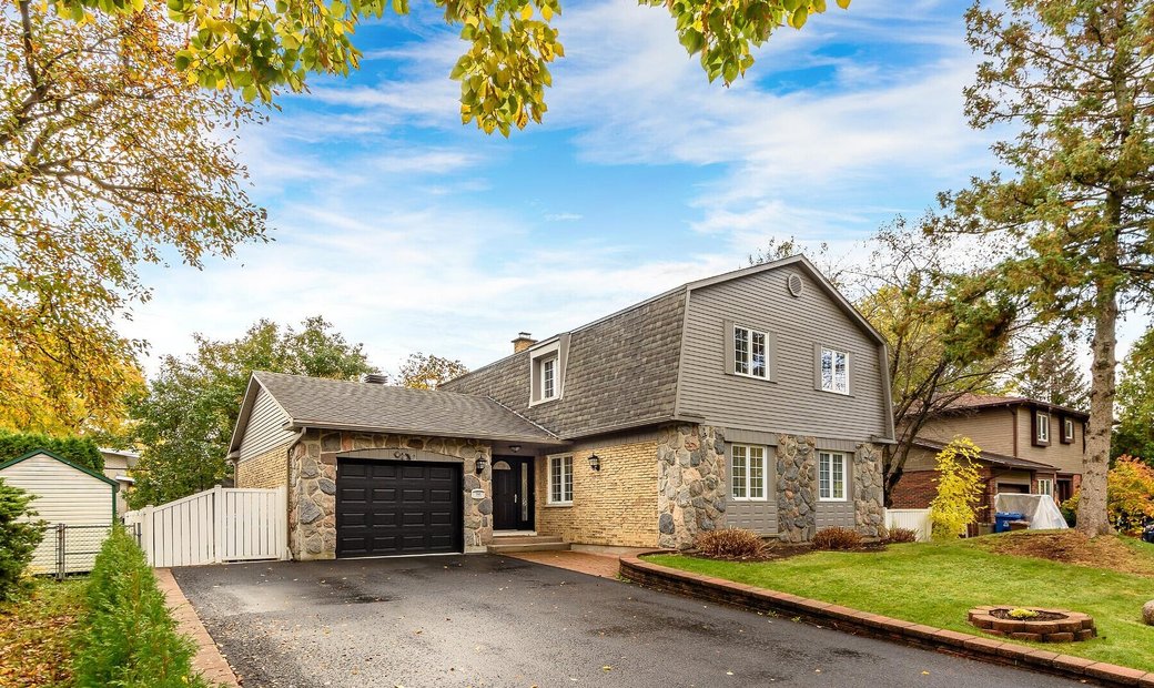 Saint Lambert, Montérégie In Saint Lambert, Quebec, Canada For Sale