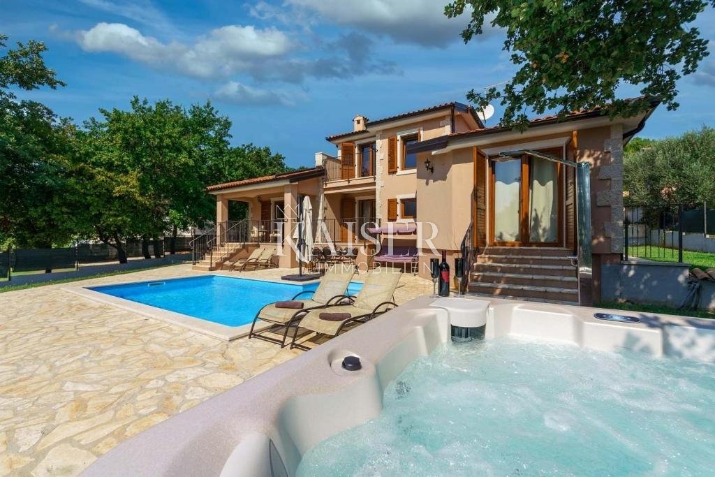 Villa in Porec, Istria County, Croatia 2 - 13449981