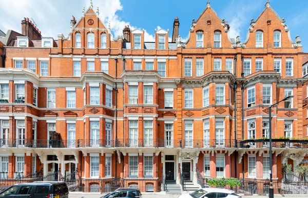 Apartment in Mayfair, Westminster, England 1 - 13445117