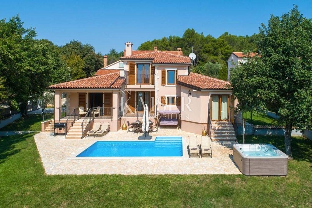 Villa in Porec, Istria County, Croatia 1 - 13449981