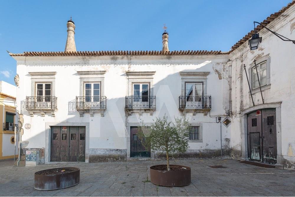 Casa No Centro Histórico De Beja In Beja, Beja District, Portugal For