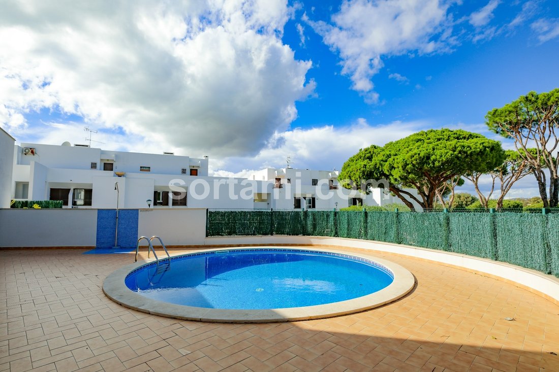 House in Vilamoura, Quarteira, Algarve 2 - 13385534