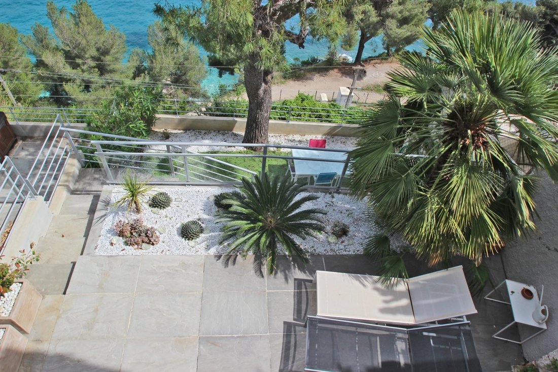 Apartment in Roquebrune-Cap-Martin, Provence-Alpes-Côte d'Azur, France 5 - 10915264