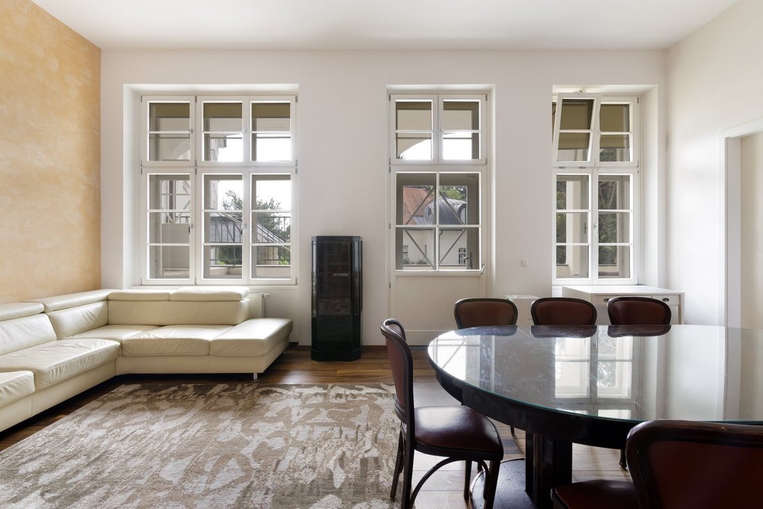 Super Apartment In Prestigious 19th District Of Vienna In Vienna, Wien