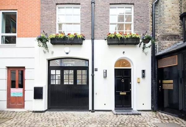 House in Piccadilly, Westminster, England 1 - 13445096
