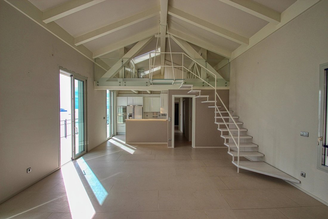 Apartment in Roquebrune-Cap-Martin, Provence-Alpes-Côte d'Azur, France 3 - 10915241