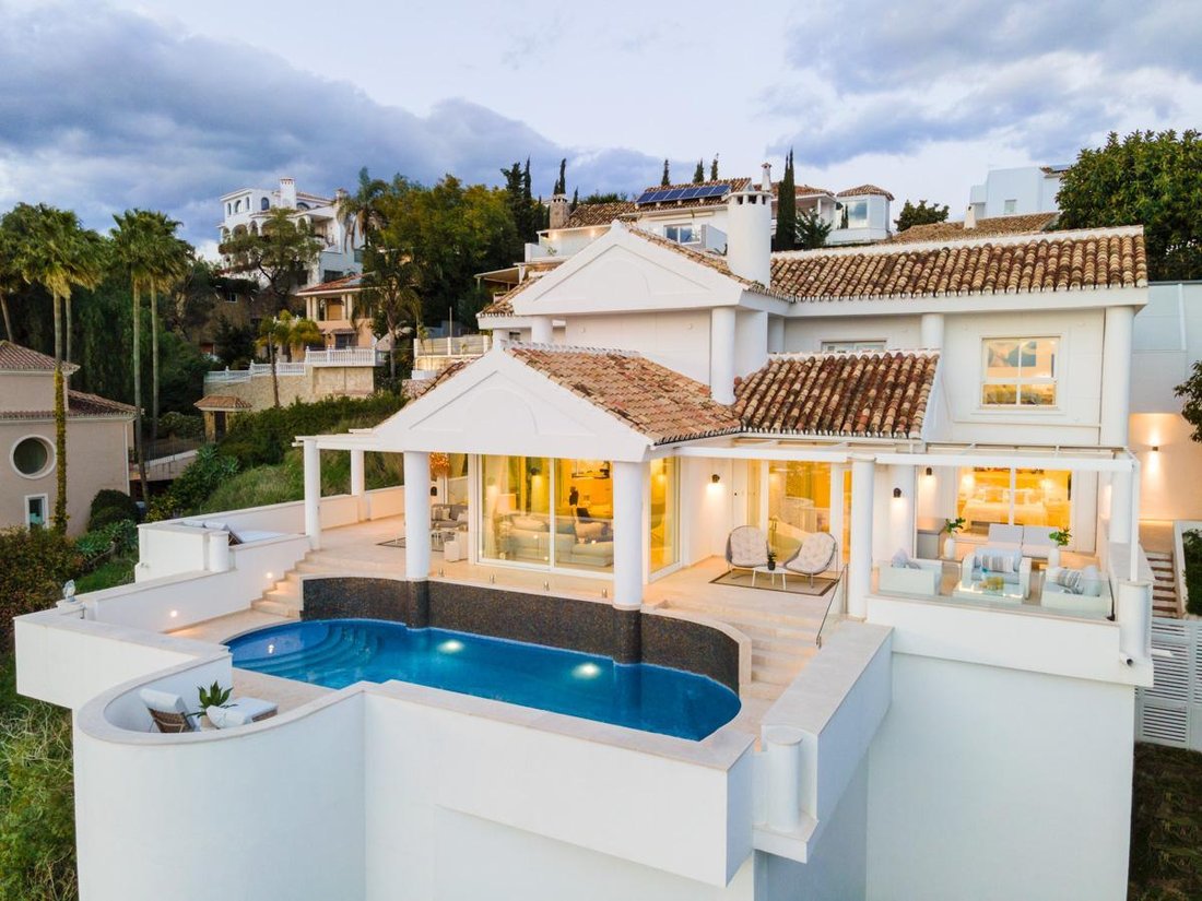 Villa in Nueva Andalucia, Marbella, Spain 1 - 13451447
