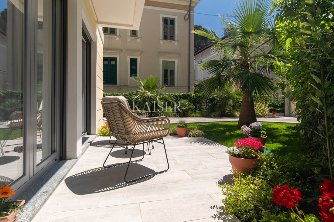 Villa in Grad Opatija, Primorje-Gorski Kotar County, Croatia 2 - 13450128
