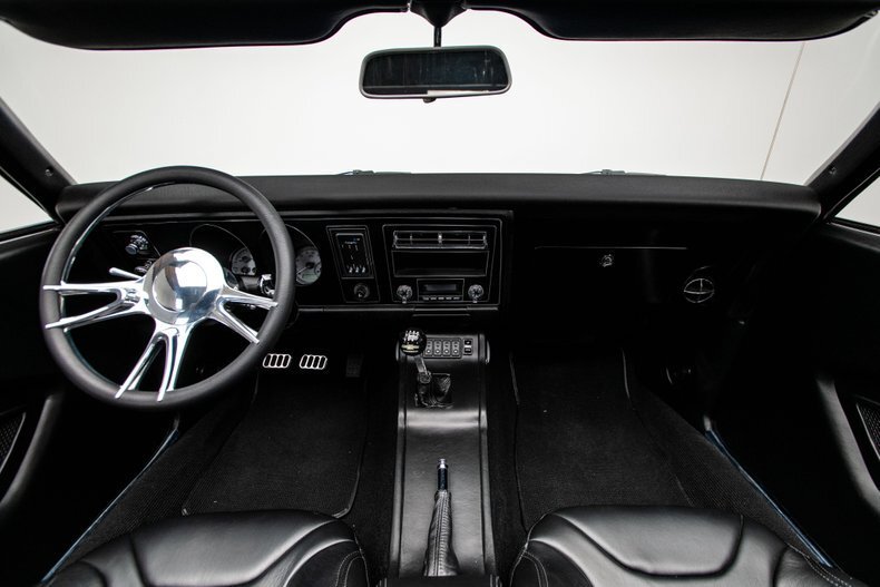 Cabriolet in Charlotte, United States 3 - 13449613