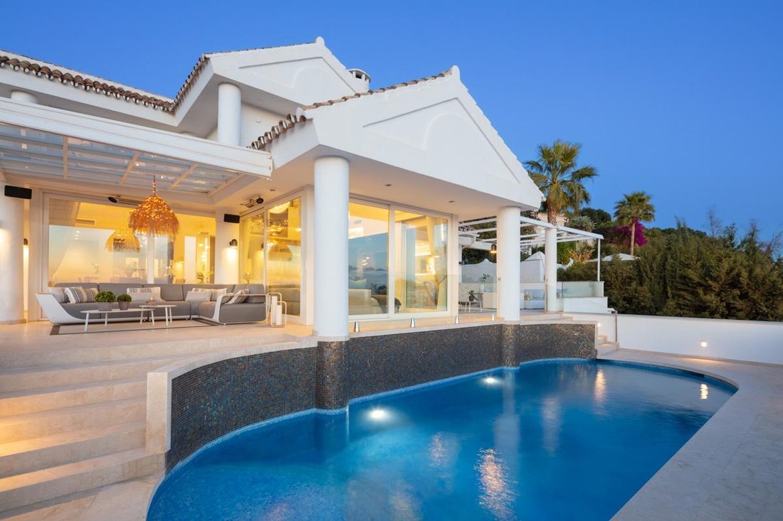 Villa in Nueva Andalucia, Marbella, Spain 2 - 13451447