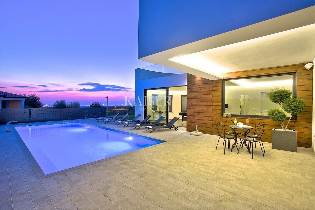 Villa in Porec, Istria County, Croatia 3 - 13451348