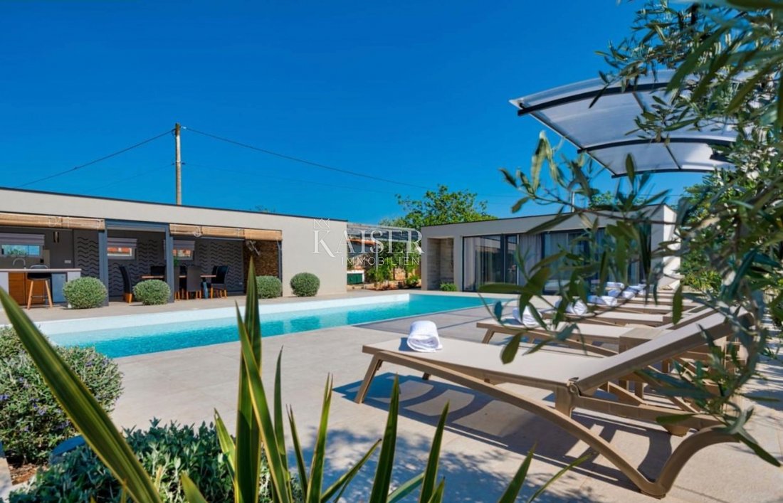 Villa in Marcana, Istria County, Croatia 2 - 13450338