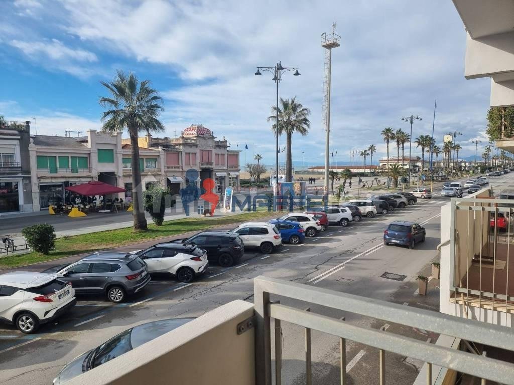 Apartment in Lungomare, Viareggio, Tuscany 4 - 13455912