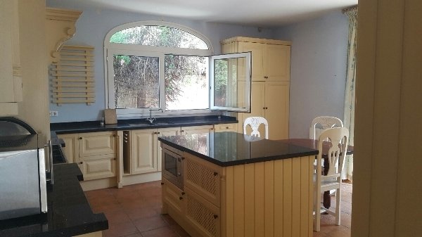 Villa in La Linea de la Concepcion, Andalusia, Spain 4 - 13456255