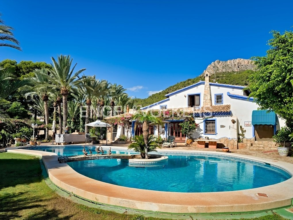 Finca in Calp / Calpe, Valencian Community, Spain 1 - 13453087