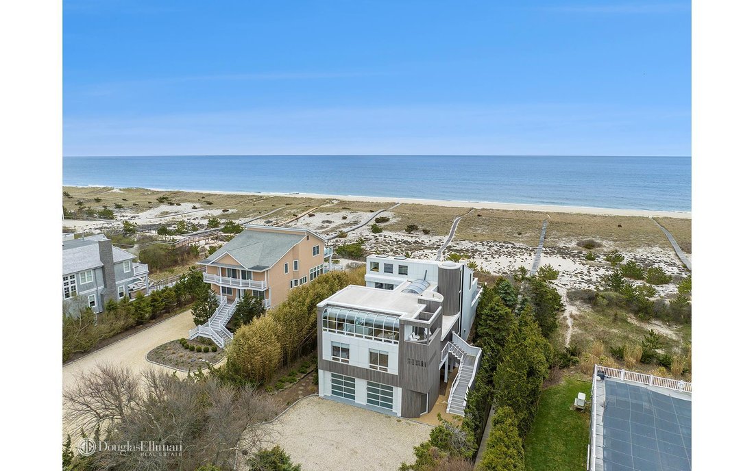 House Westhampton Beach In Westhampton Beach, New York, United States