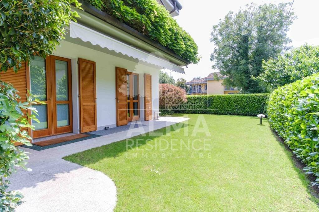Villa a Gorle, Lombardia, Italia 1 - 13455957