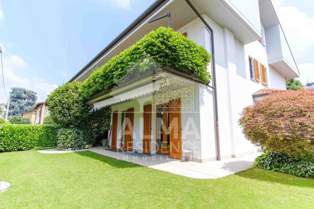 Villa a Gorle, Lombardia, Italia 2 - 13455957
