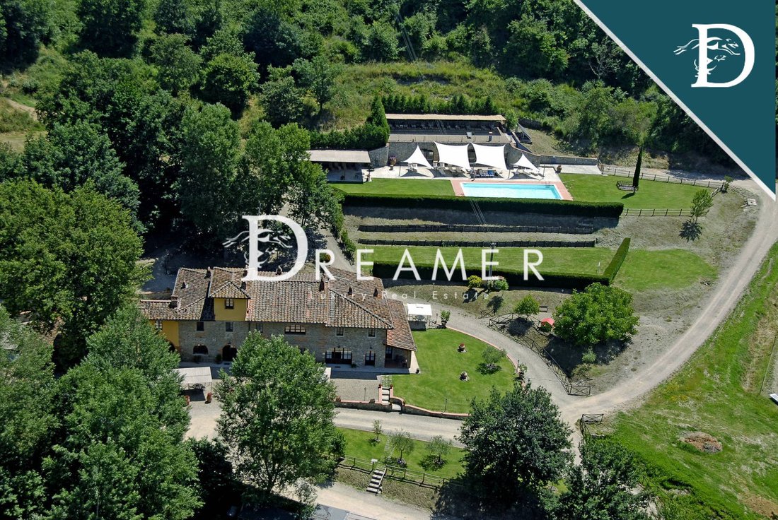 Farm Ranch in Montanino - Matassino - Ciliegi, Reggello, Tuscany 1 - 13456069