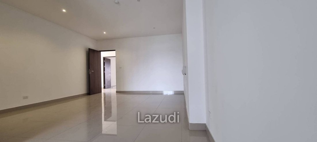 Apartment in Pattaya City, Chon Buri, Thailand 3 - 13456479