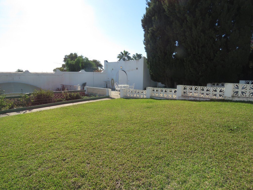 Villa in Guadalmina Alta, San Pedro de Alcantara, Spain 4 - 13455937