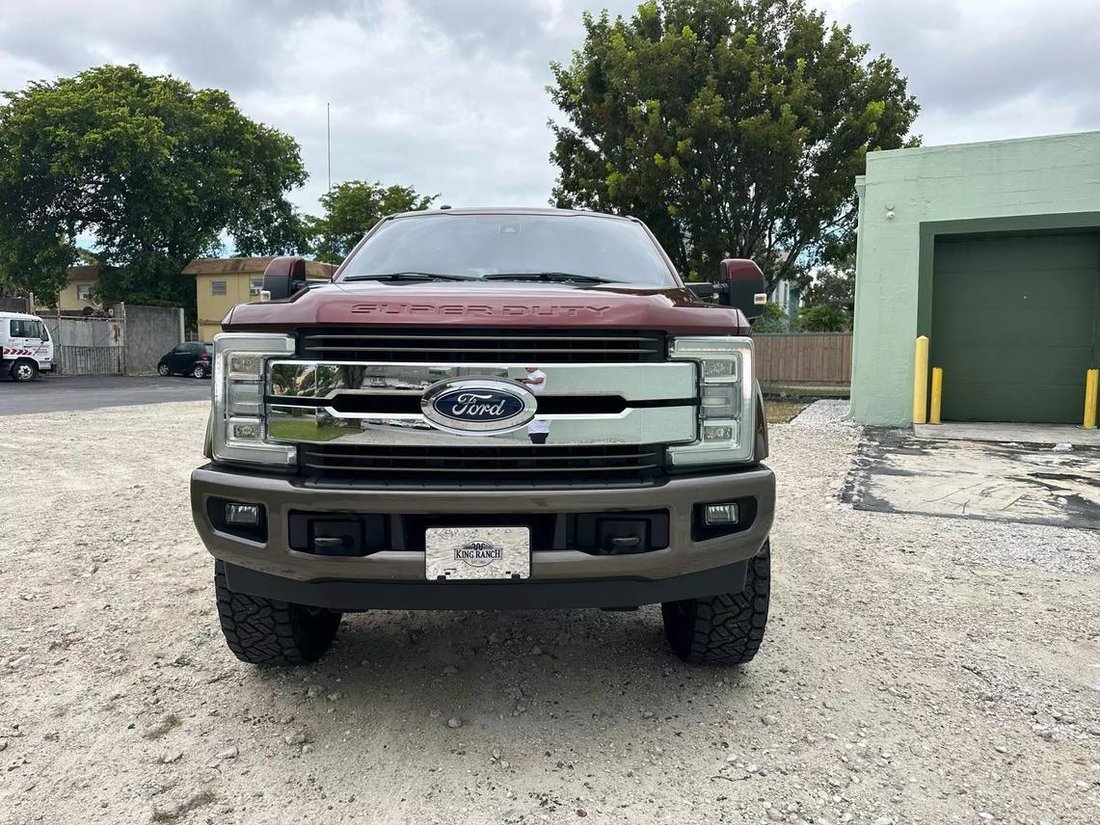 2017 ford f-250 super duty xlt crew cab lb 4wd