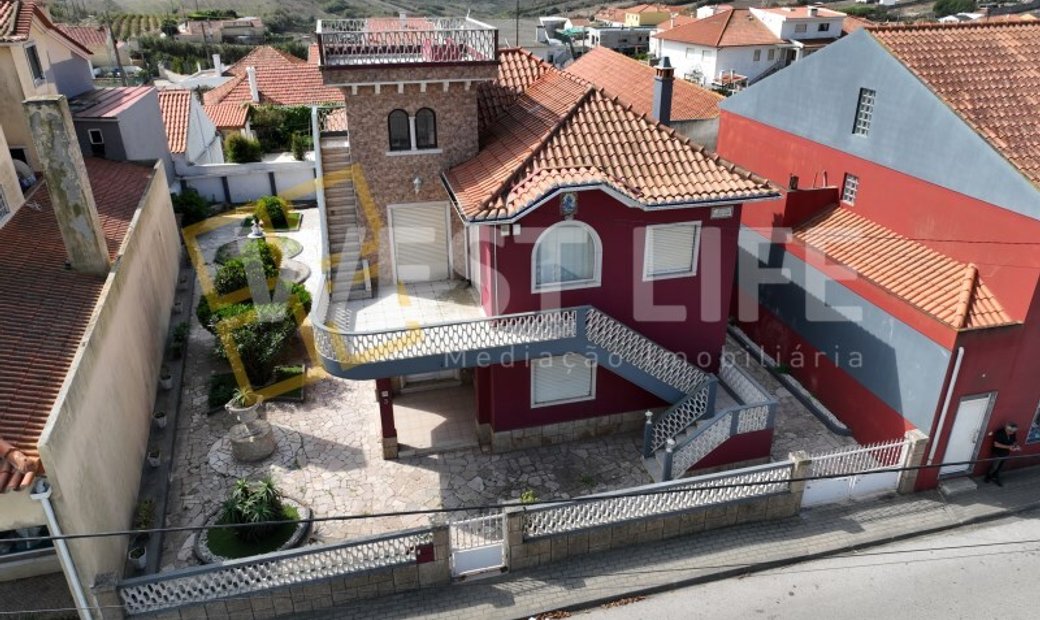 5 Bedroom Villa With Sea And Countryside Views In In Mafra, Lisbon